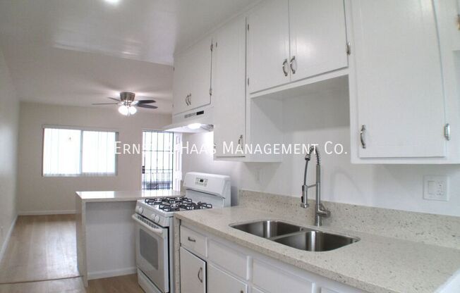 1615 Rose Ave.