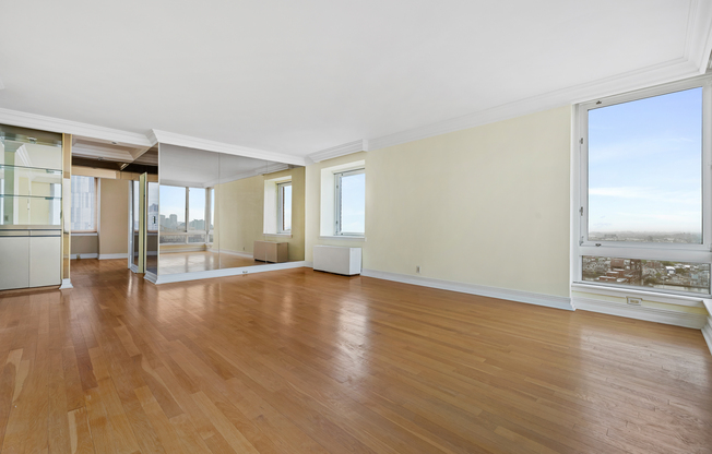3 beds, 3 baths, 1,722 sqft, $13,000, Unit 31AG