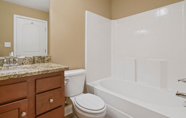 2 beds, 2.5 baths, 1,115 sqft, $985, Unit 62