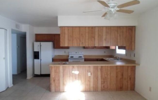 SPACIOUS 3 BEDROOM 2 BATH TEMPE HOME!!!