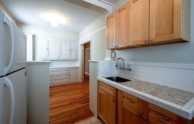 Studio, 1 bath, $2,495, Unit 303