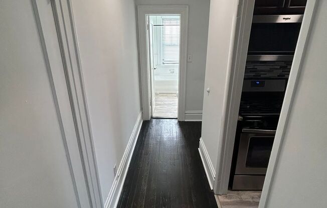 1 bed, 1 bath, 700 sqft, $2,225, Unit D05