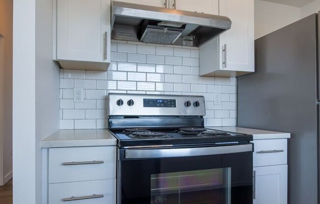 1 bed, 1 bath, 550 sqft, $1,324, Unit 201