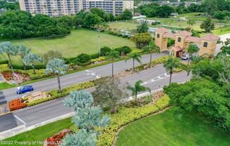 202 Bedford Trl, #103