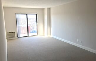 1 bed, 1 bath, 695 sqft, $2,195, Unit 0816