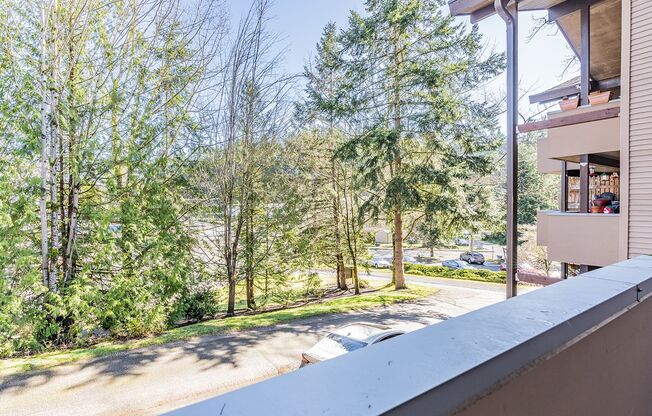 City living with views and walkable access to shops and restaurants!