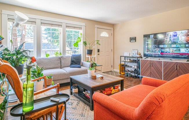 13341 31 AVE NE