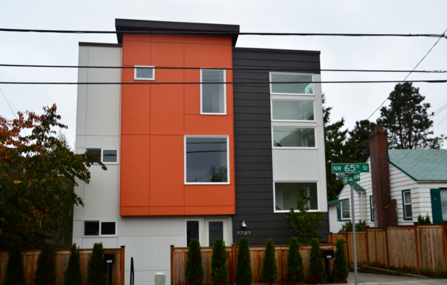 Modern & Immaculate 3 Bed Ballard Home For Lease!
