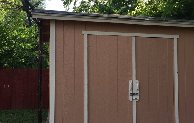 5843 Glacier Sun Dr.