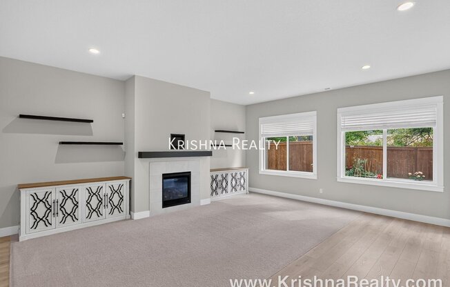 15676 NW RAYWOOD LN