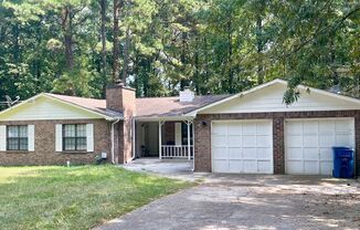 2 Bed Ranch Duplex with Garage w/ NO Carpet!