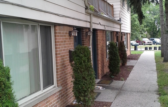 122 N Lafayette LLC