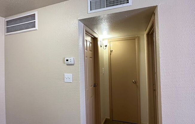 1 bed, 1 bath, 612 sqft, $880, Unit 1314