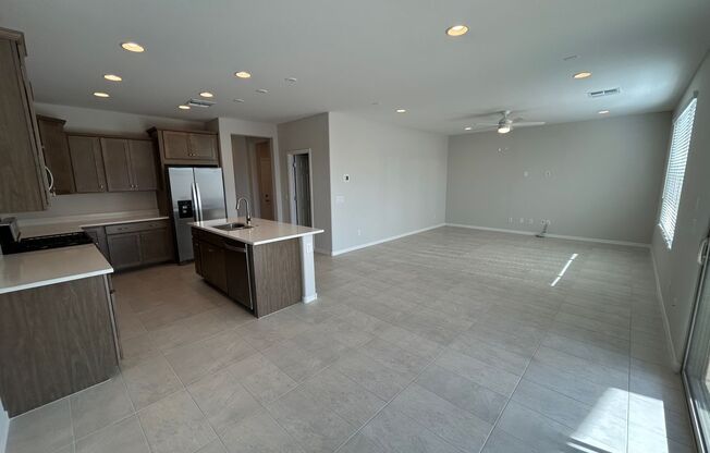 17619 W SAN JUAN AVE