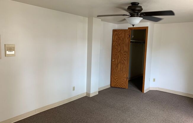 1 bed, 1 bath, 525 sqft, $1,040