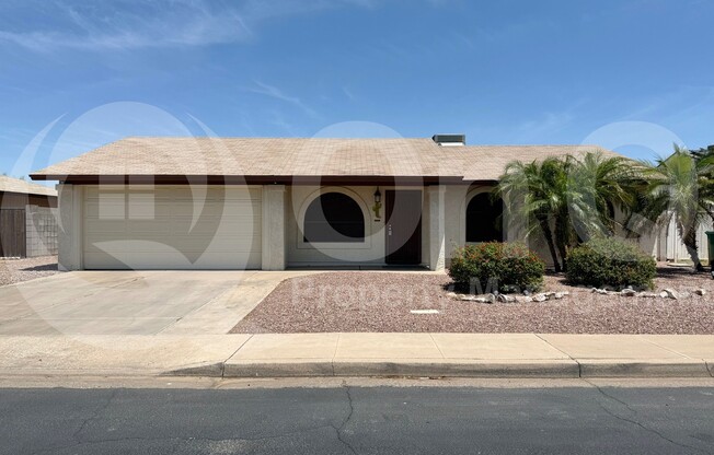 2862 E DOLPHIN AVE