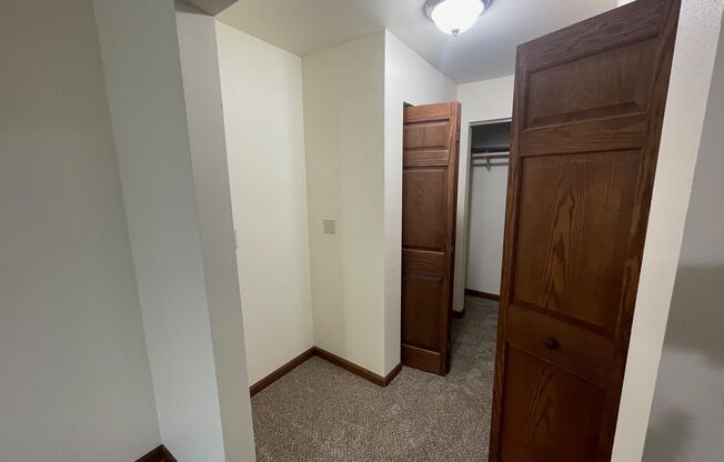 2 beds, 2 baths, 1,040 sqft, $1,595, Unit 3148-205