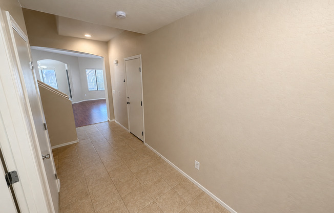3 beds, 2.5 baths, $1,994