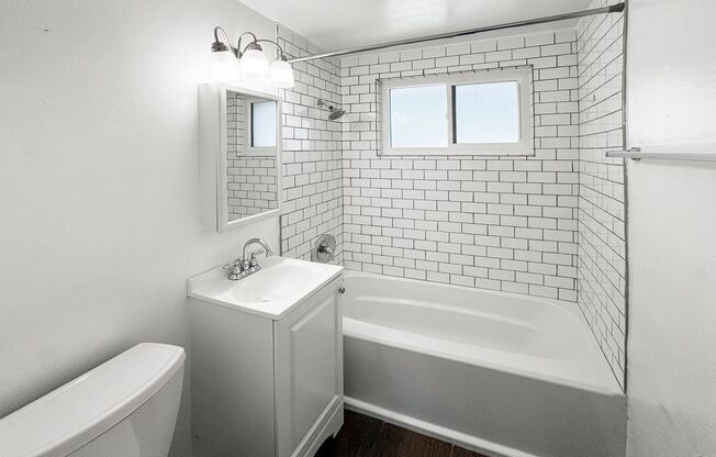 1 bed, 1 bath, 543 sqft, $2,280, Unit 8