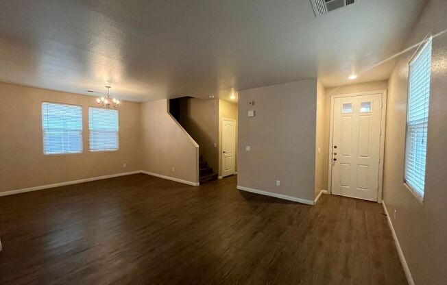 BEAUTIFUL 3 BEDROOM HOME IN THE VISTAS IN SUMMERLIN!