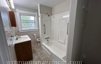 3 beds, 1.5 baths, $1,295, Unit SFH