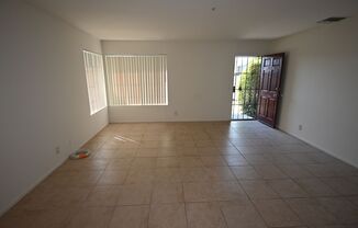 3 beds, 2.5 baths, $3,100, Unit 10650