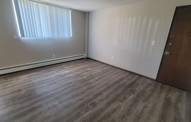 River Walk Apartments of Delano