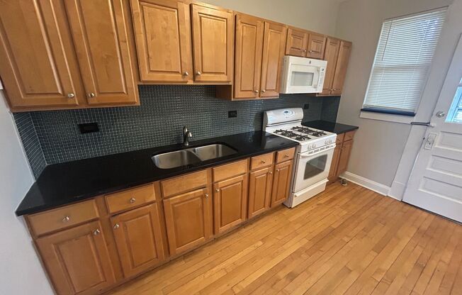 7422 West Madison Street