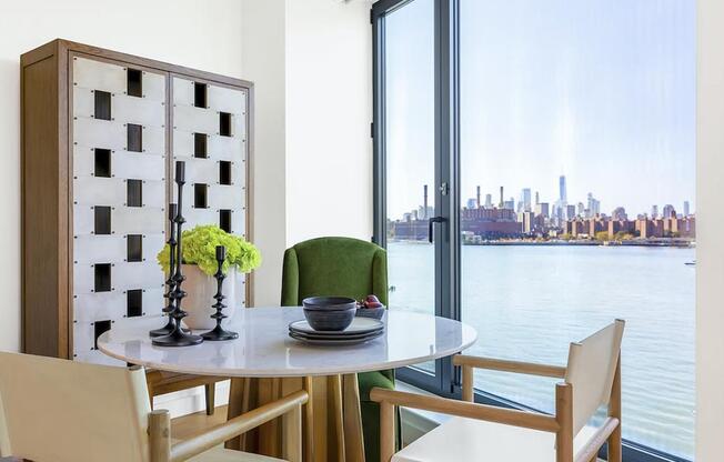 1 bed, 1 bath, $4,800, Unit 2PH1P
