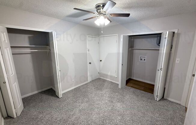 AVAILABLE NOW!!! Comfortable 4 br, 1.5 ba house for rent in Balch Springs