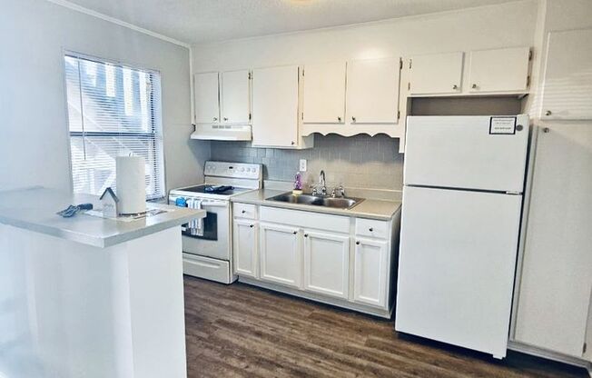 1 bed, 1 bath, 576 sqft, $765, Unit 3635-G