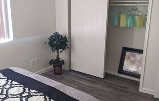 2 beds, 1 bath, 720 sqft, $749