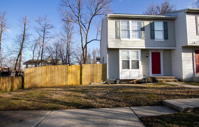 3 Bed 2.5 Bath Townhome by Fort Meade!