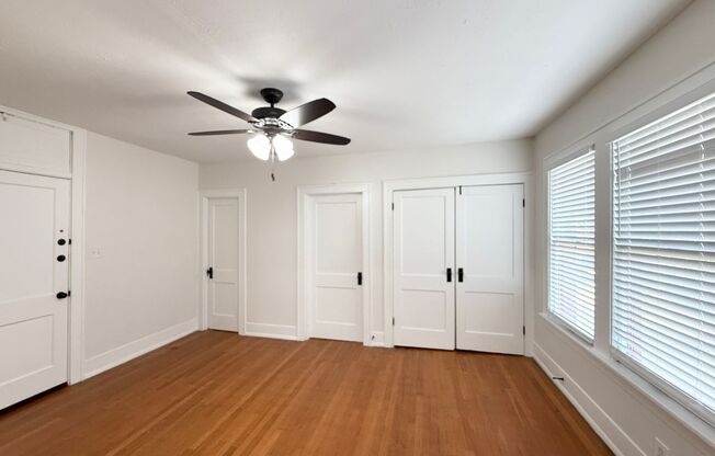 1 bed, 1 bath, $1,075, Unit B2616