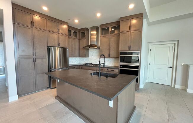 Luxury Summerlin 2 Bedroom 3 Bathroom Trilogy Townhome!