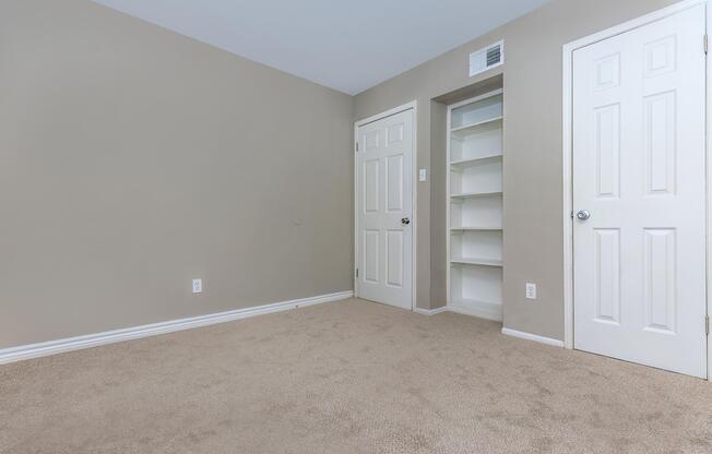 3 beds, 2 baths, 1,156 sqft, $1,400