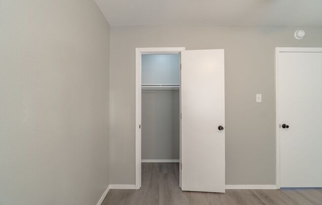 1 bed, 1 bath, $625, Unit 601 #24 Xavier Street