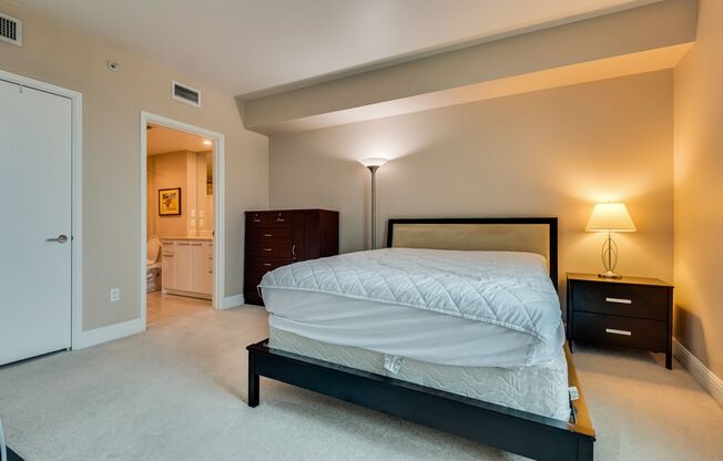 1 bed, 1.5 baths, $2,200