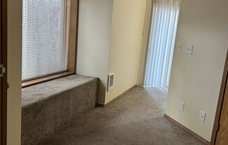 Studio, 1 bath, 500 sqft, $1,295, Unit 01