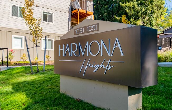 2 beds, 2 baths, 1,092 sqft, $1,650, Unit 1051-204