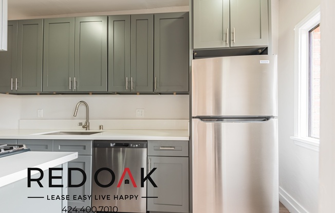 238 3/4 S MARIPOSA AVE