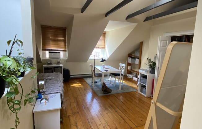 32 Irving St Apt 2B