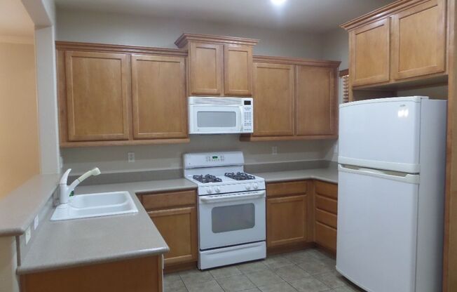 2 beds, 2 baths, $1,695