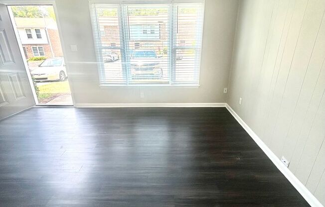 2 beds, 1.5 baths, 1,100 sqft, $1,090, Unit 719-D