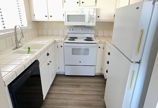 222 Bonita Lane 1bd 1ba Great location (Foster City)