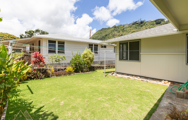 1878 ALT MAHANA ST