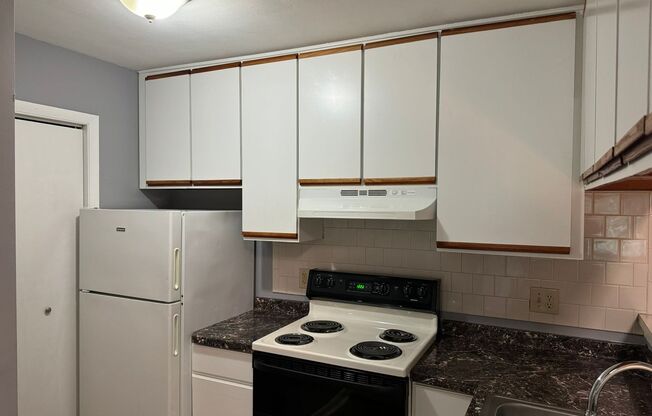 2 beds, 2 baths, $1,395