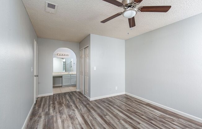 2 beds, 2 baths, $1,600, Unit # 2169