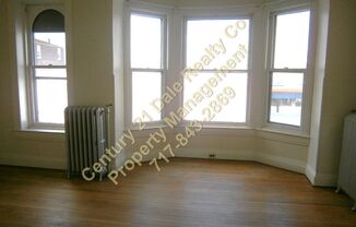 2 beds, 1 bath, $995