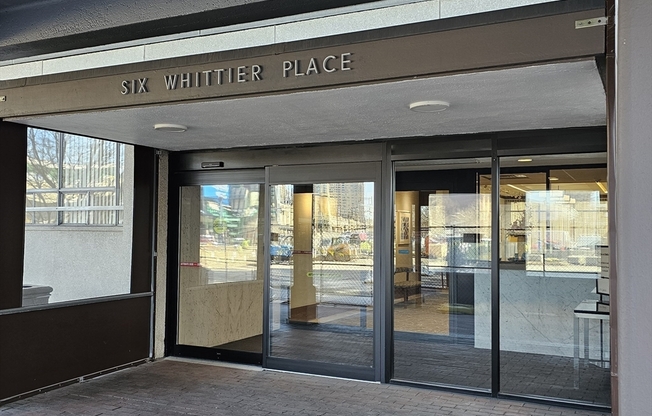 6 Whittier Pl